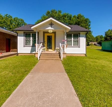 Historic Town Square Bungalow In Heart Of Brighton アトカ  エクステリア 写真